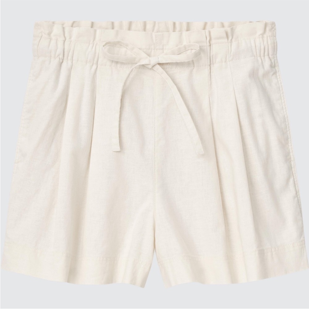 NWT NEVER WORN | Uniqlo Women Linen Cotton Shorts, Off White Color, Size M